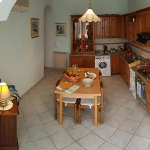 Casa Vacanze I Cutulisci Giardini Naxos