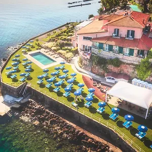 Domizia 4*, Porto Santo Stefano (Grosseto) Italia